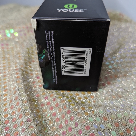 Charging dock Xbox one controllers - Picture 6 of 6